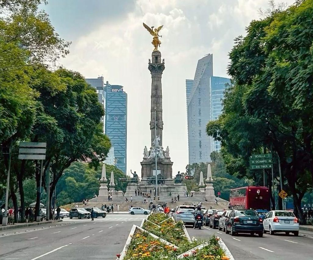 paseo-de-la-reforma-angel-independencia-mexico-city